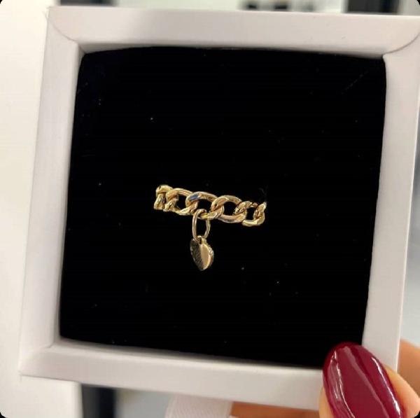 انگشتر کارتیه و آویز قلب