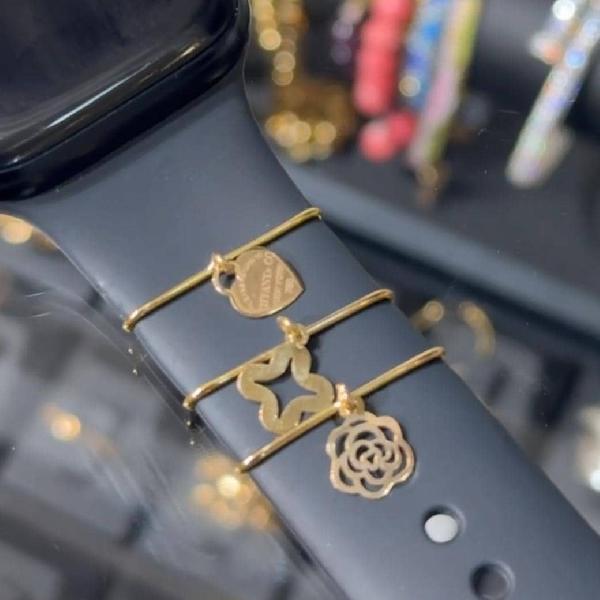 آویز طلا اپل واچ